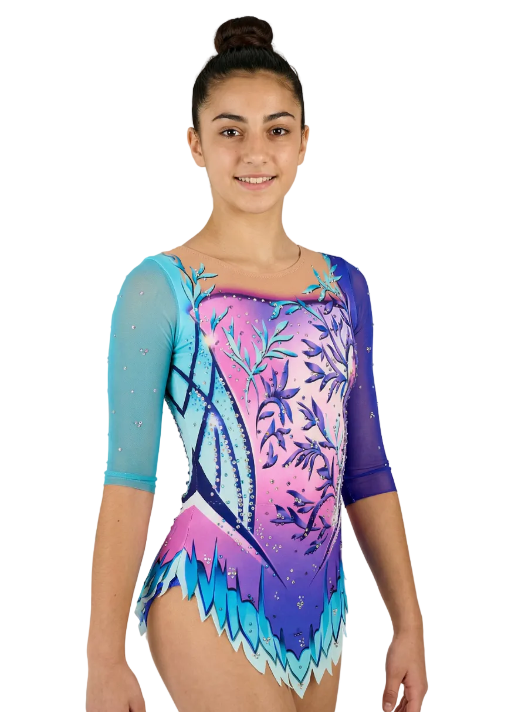 RSG-Anzug mit Rosa-Lila-Farbverlauf, türkisfarbenen Ärmeln, Strasssteinen und floralen Motiven für einen zarten und leuchtenden Stil.
Türkisfarbener und lila RSG-Anzug mit Farbverläufen, Strasssteinen und floralen Details für ein elegantes und fantasievolles Design.
Rückansicht eines RSG-Anzugs in Türkis- und Lilatönen mit Transparenzen, Strasssteinen und floralem Design mit aufgedruckten Schleifen in magischem Stil.