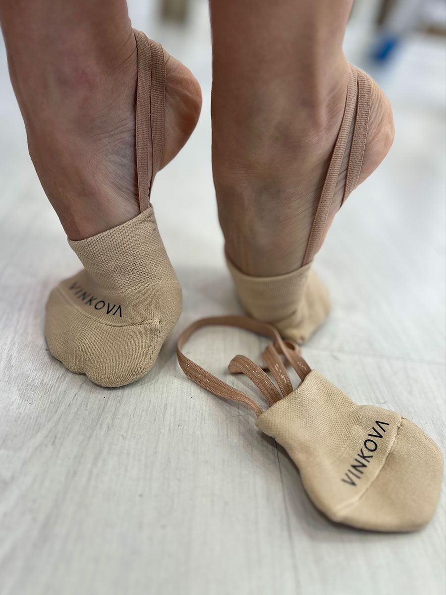 Gymnastik-Halbschuhe VINKOVA (By Dvillena)