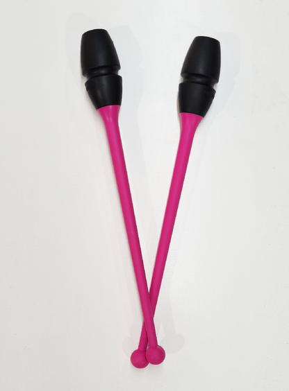 Mazas de gimnasia rítmica engarzables rosa fucsia y negro para entrenamiento.