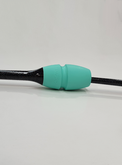 FIG-zertifizierte Wettkampfkeulen 36 cm in Schwarz Glitzer und Grün.
