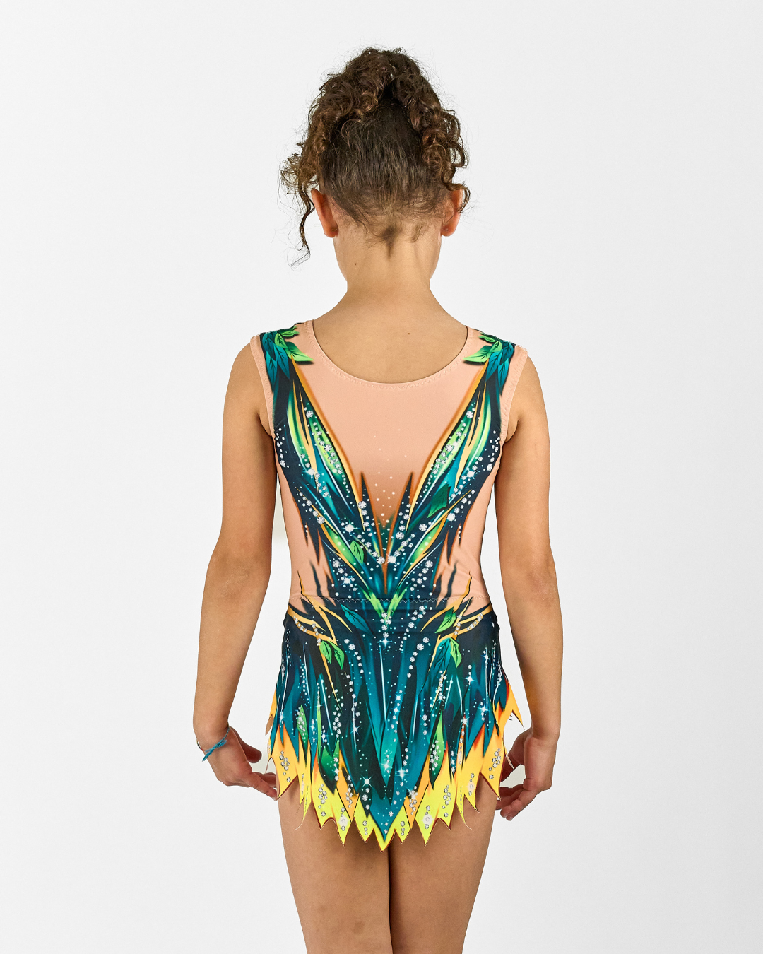 vestido de gimnasia ritmica verda de espalda amarillo